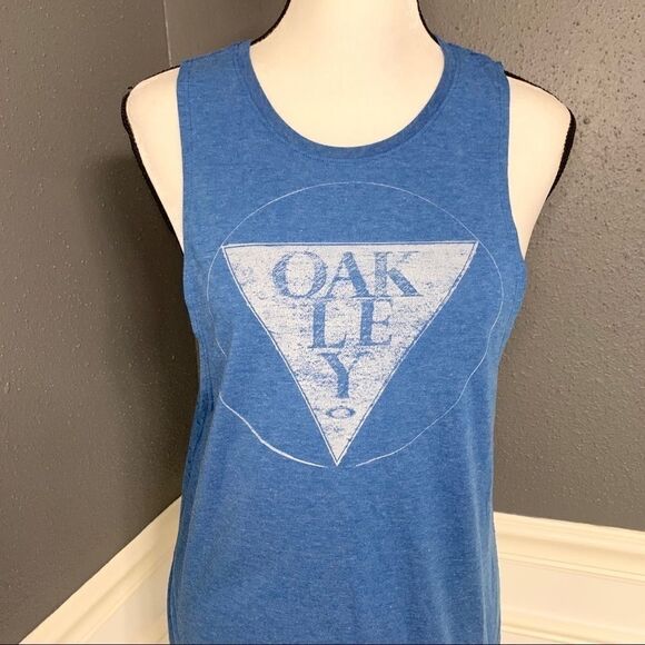Oakley muscle tank top with logo - Picture 2 of 5
